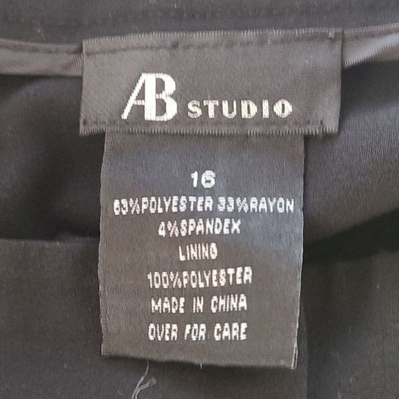 Ab Studio Women’s Black Dress Capris Pants - Size 16, Classic Fit Euc — image 4 of 7